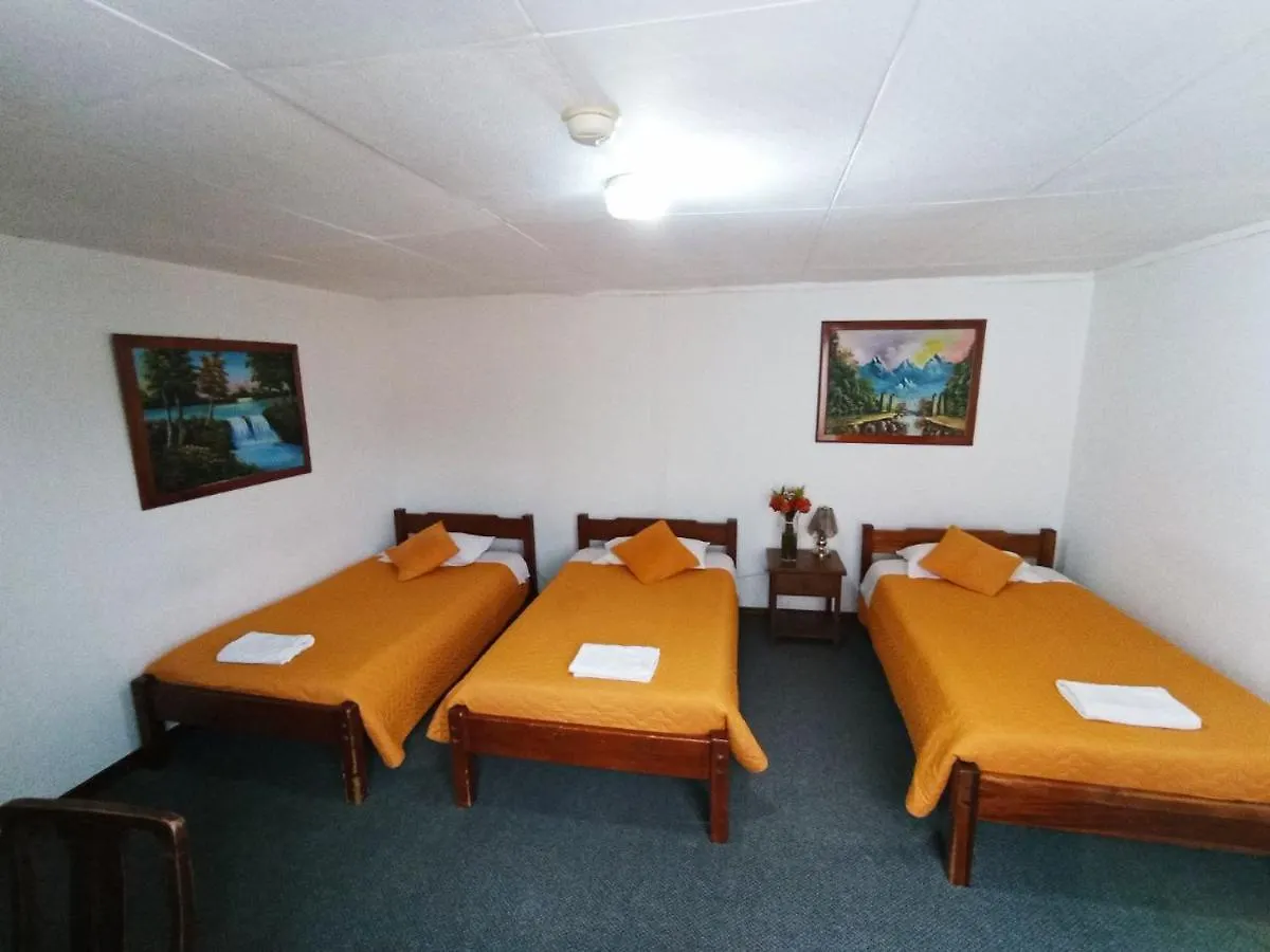 Hotel 9 De Octubre Quito