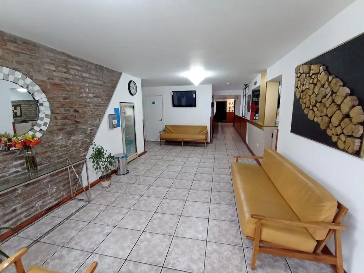 Hotel 9 De Octubre Quito